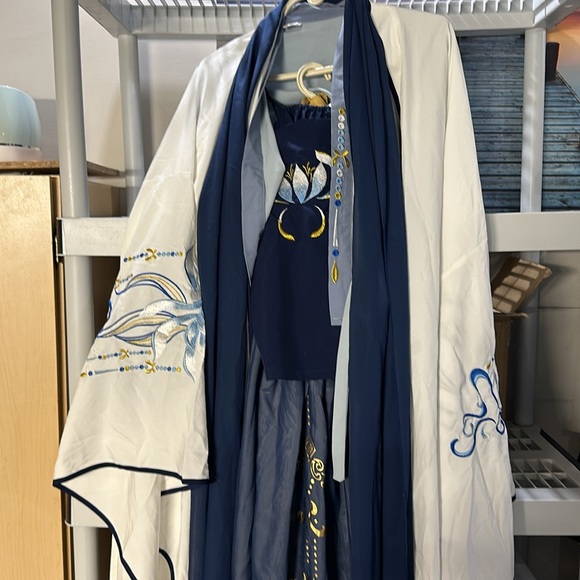 Chinese traditional hanfu dress - Picture 6 of 10